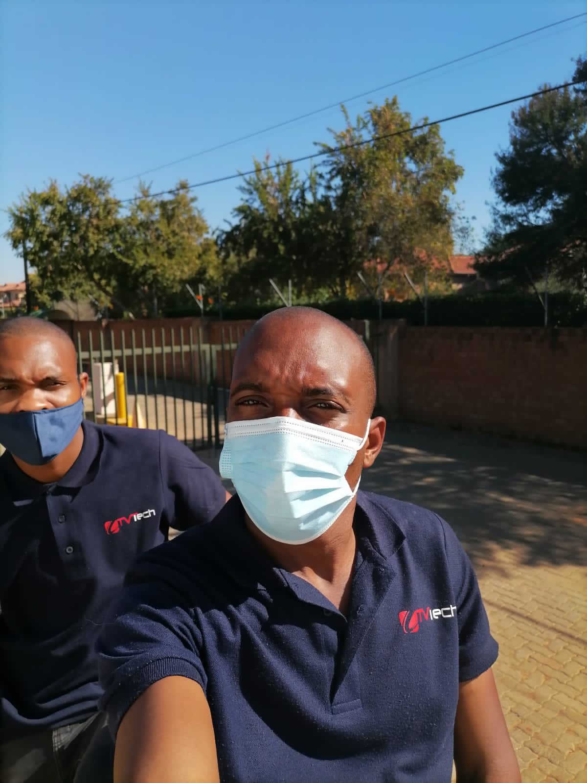 DStv Explora installation with Smart LNB Centurion